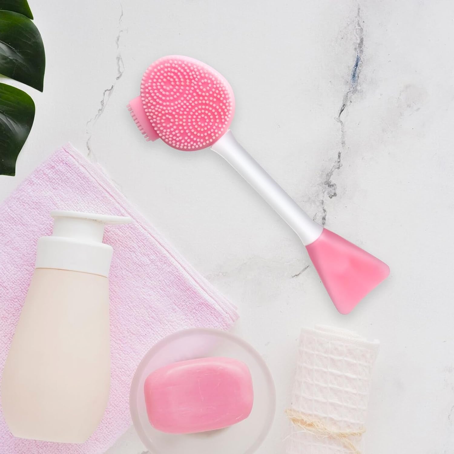 Silicone Face Scrubber Face Mask Brush Exfoliating Lip Cleansing Facial Cleansing/Wash Brush Exfoliator Blackhead Skin Care Tool Makeup Removes Dead & Dry Skin for Women Grils Men